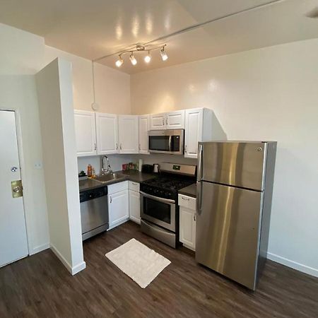 Cozy Andcomfortable Hollywood Apartment Лос Анджелис Екстериор снимка